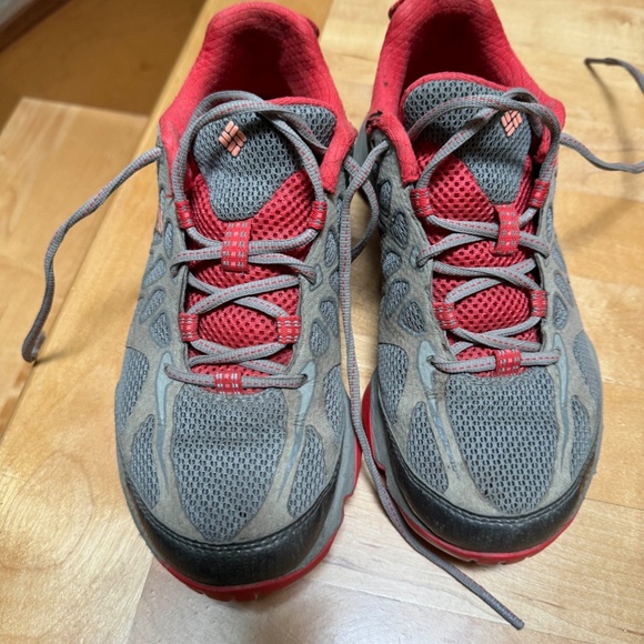Columbia Treking Shoes - Picture 5 of 6